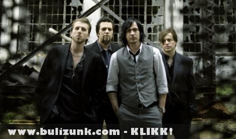 Távozik a bandából Adam Gontier