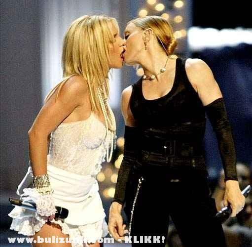 Madonna csókja