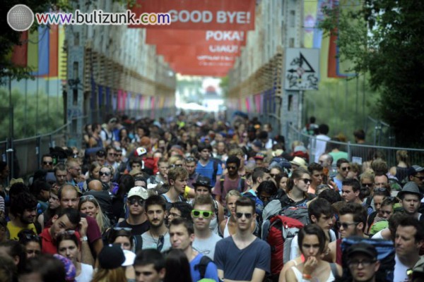 Startolt a Sziget 2014 - tízezrekkel a fesztiválköztársaságban