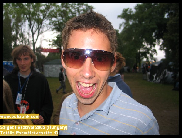 sziget2005bulizunk-com300.jpg